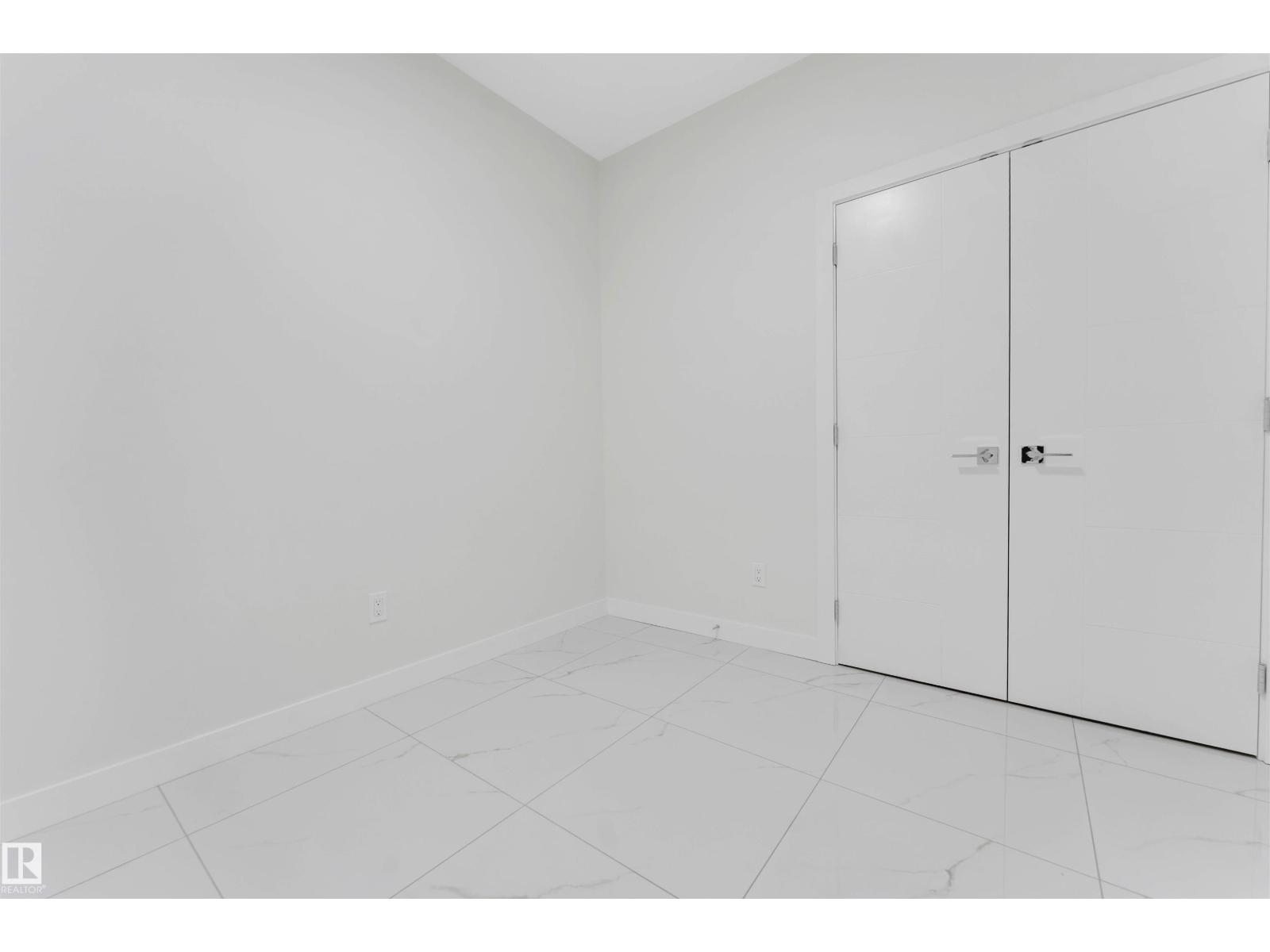 3926 39 Avenue, photo 10