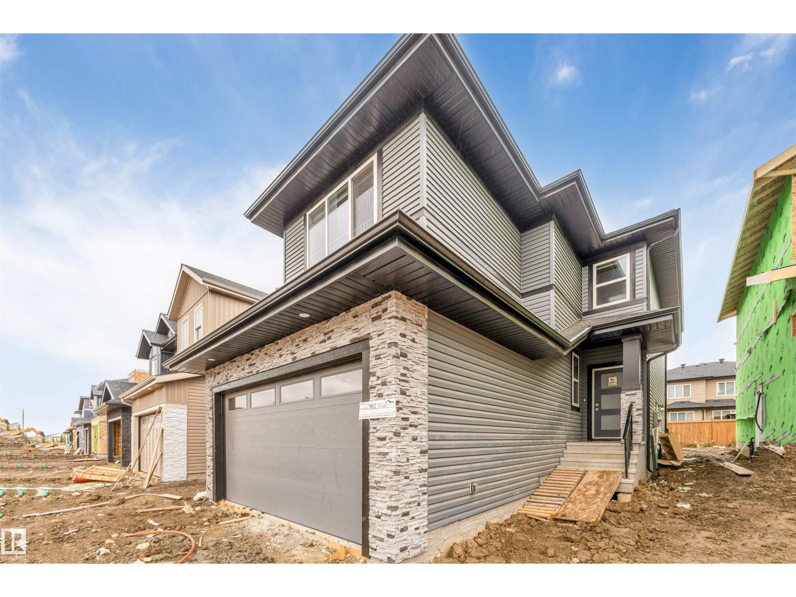 3926 39 Avenue, photo 2