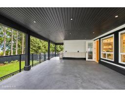 2118 Oakridge Crescent, Abbotsford, BC V2T6A8 Photo 16