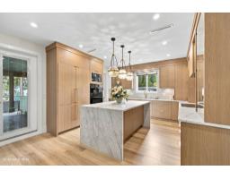 2118 Oakridge Crescent, Abbotsford, BC V2T6A8 Photo 9