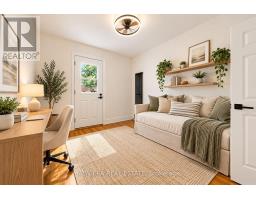 Kitchen - 59 Barker Avenue, Toronto, ON M4C2N5 Photo 6