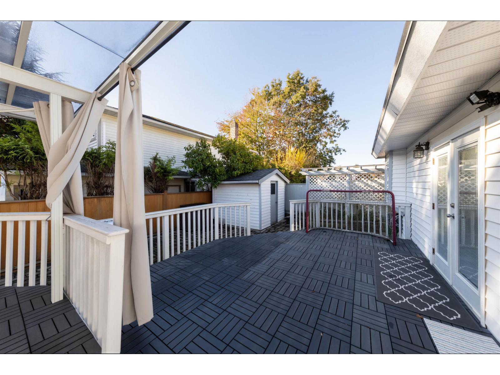 Photo of 14124 19A AVENUE 33