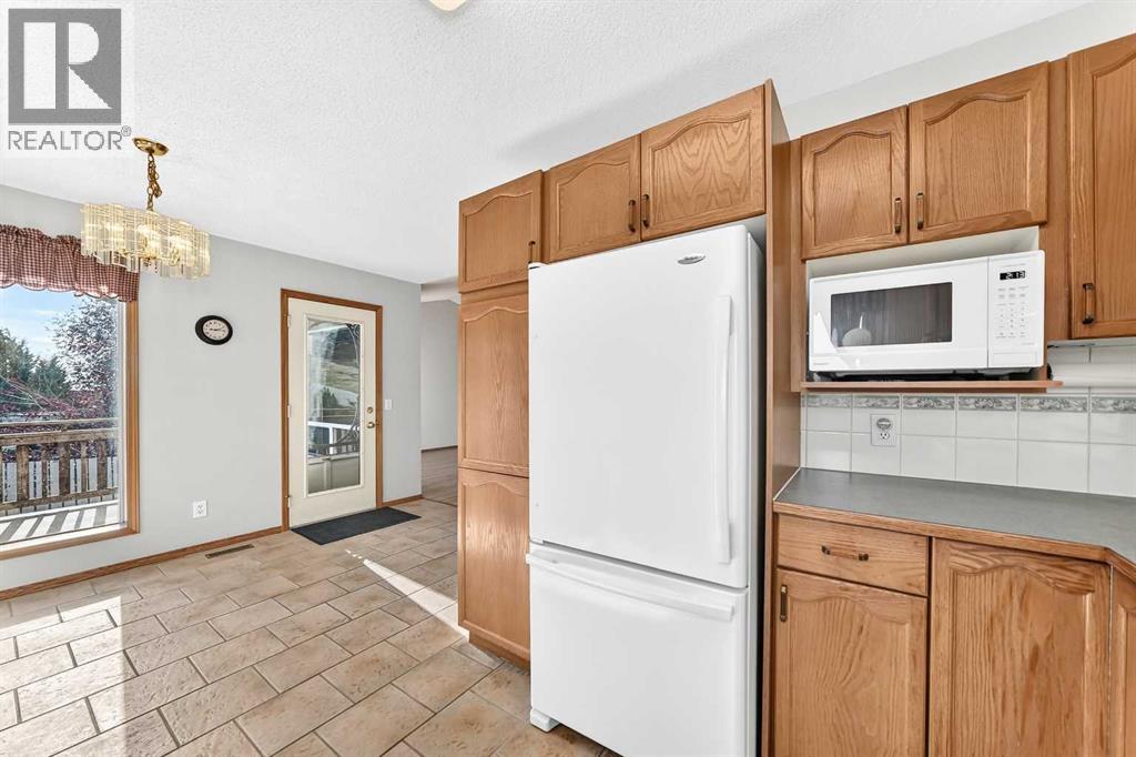 106 Elizabeth Way SE photo 7