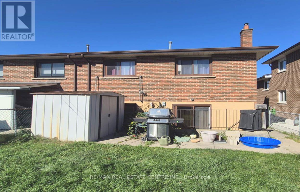 11 ALBANY DRIVE, Vaughan (West Woodbridge) — photo 3