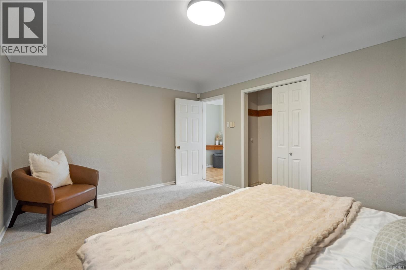 2104 Wenman Dr - 15