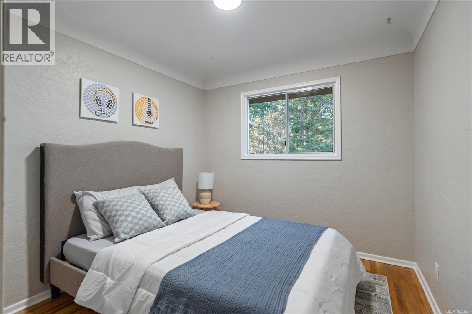 2104 Wenman Dr - 16