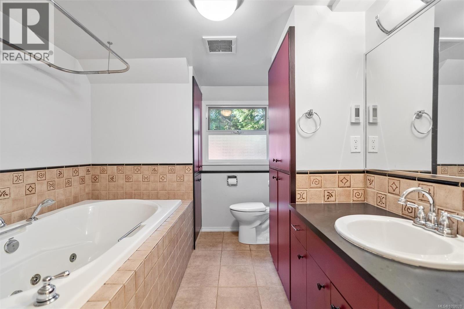 2104 Wenman Dr - 29
