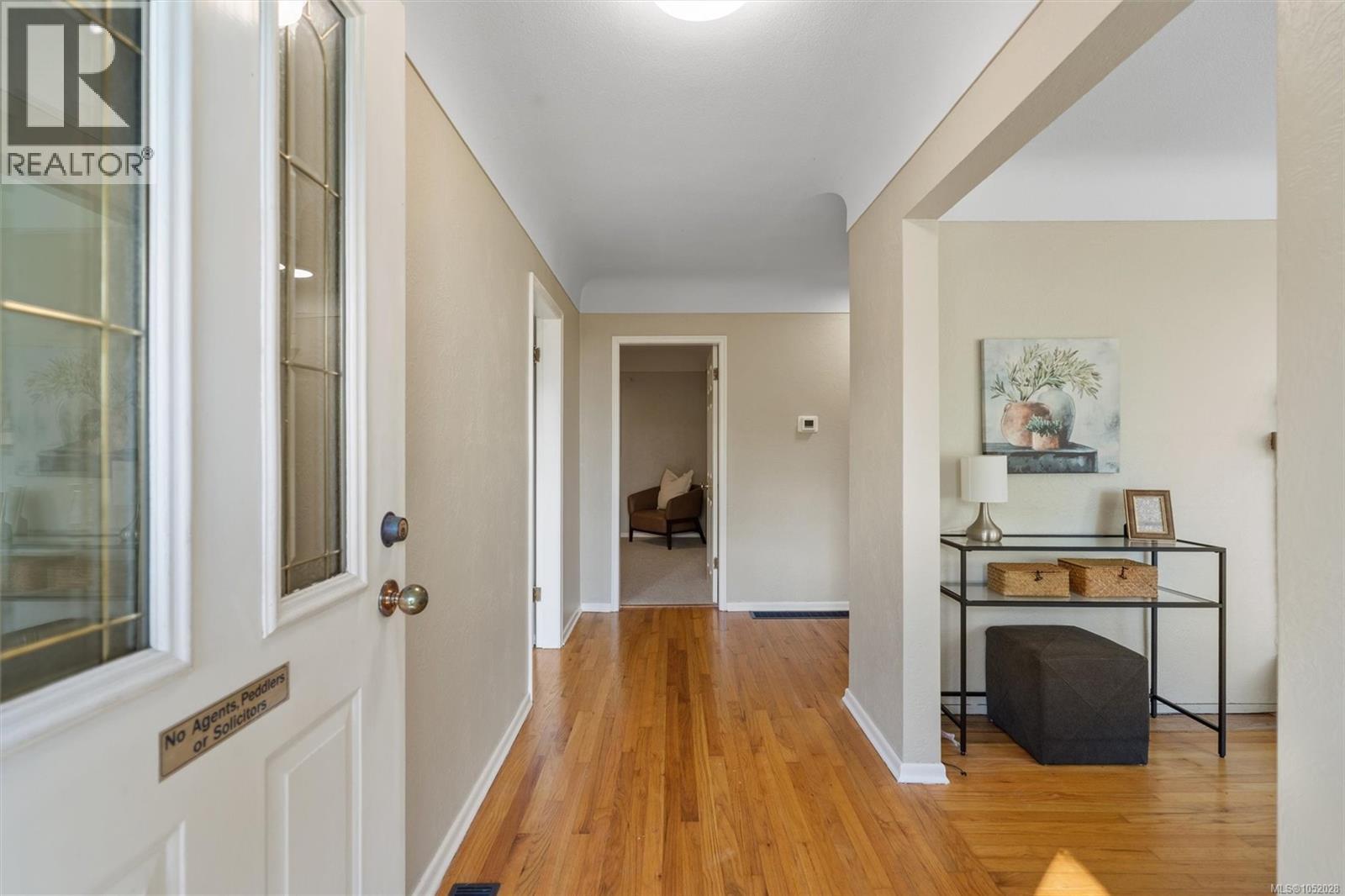 2104 Wenman Dr - 4