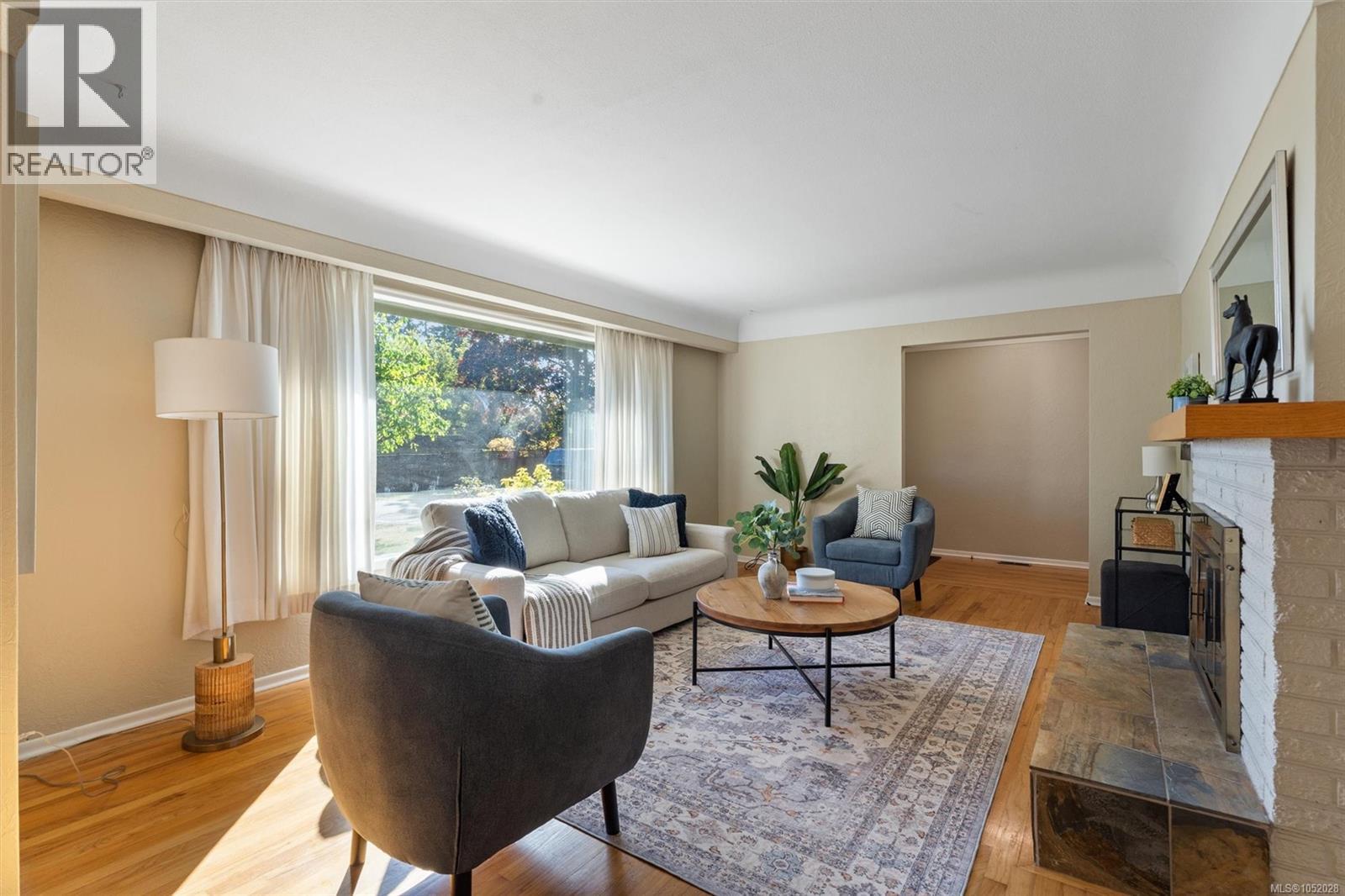 2104 Wenman Dr - 8