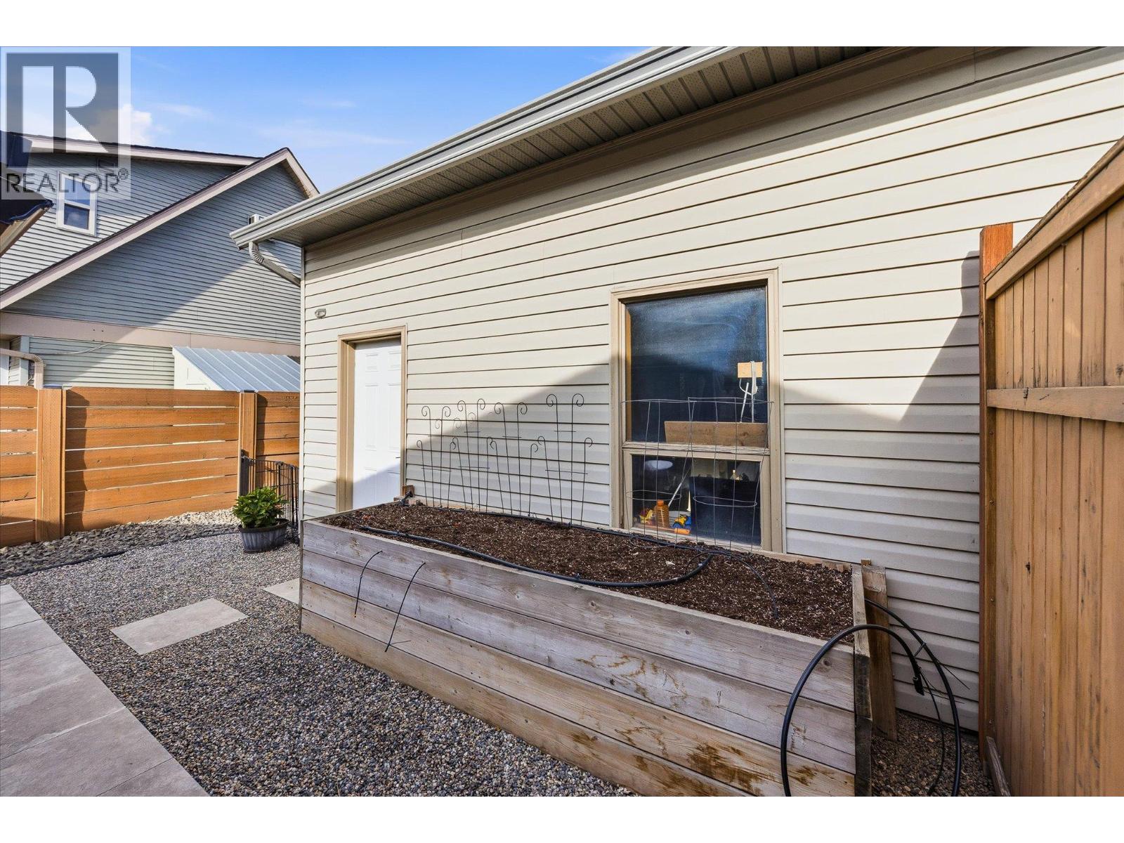  1088 Coronation Avenue, Kelowna