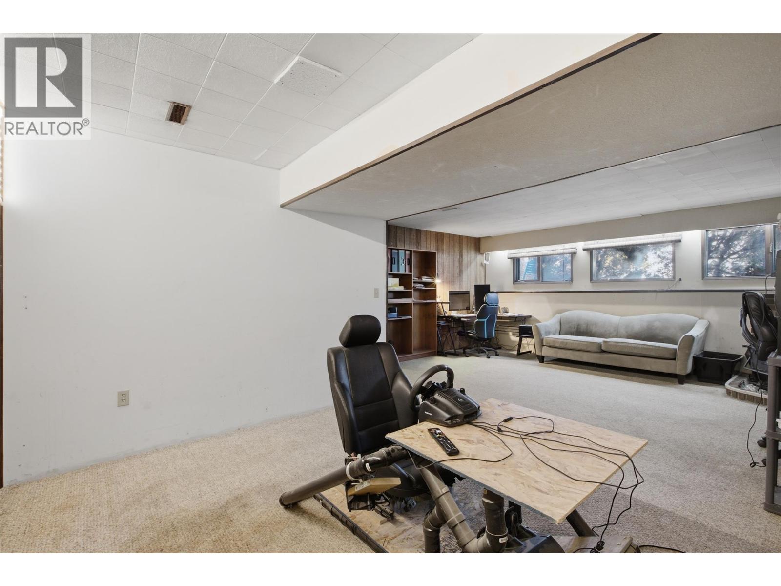 2309 Nechako Drive - 14