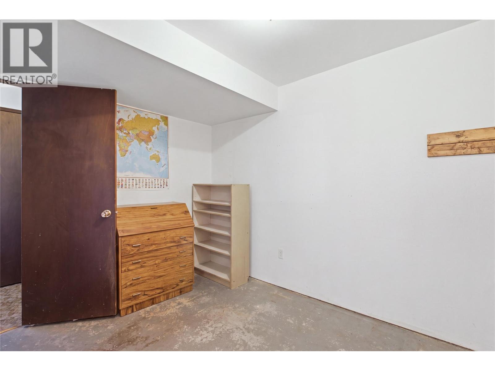 2309 Nechako Drive - 32