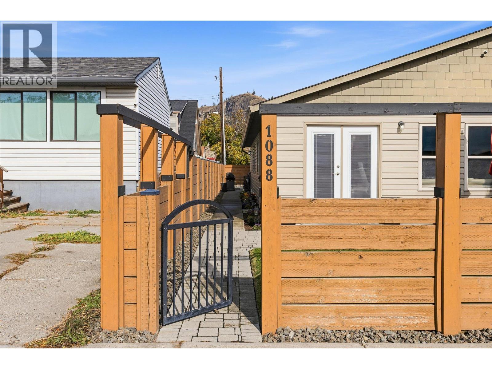  1088 Coronation Avenue, Kelowna