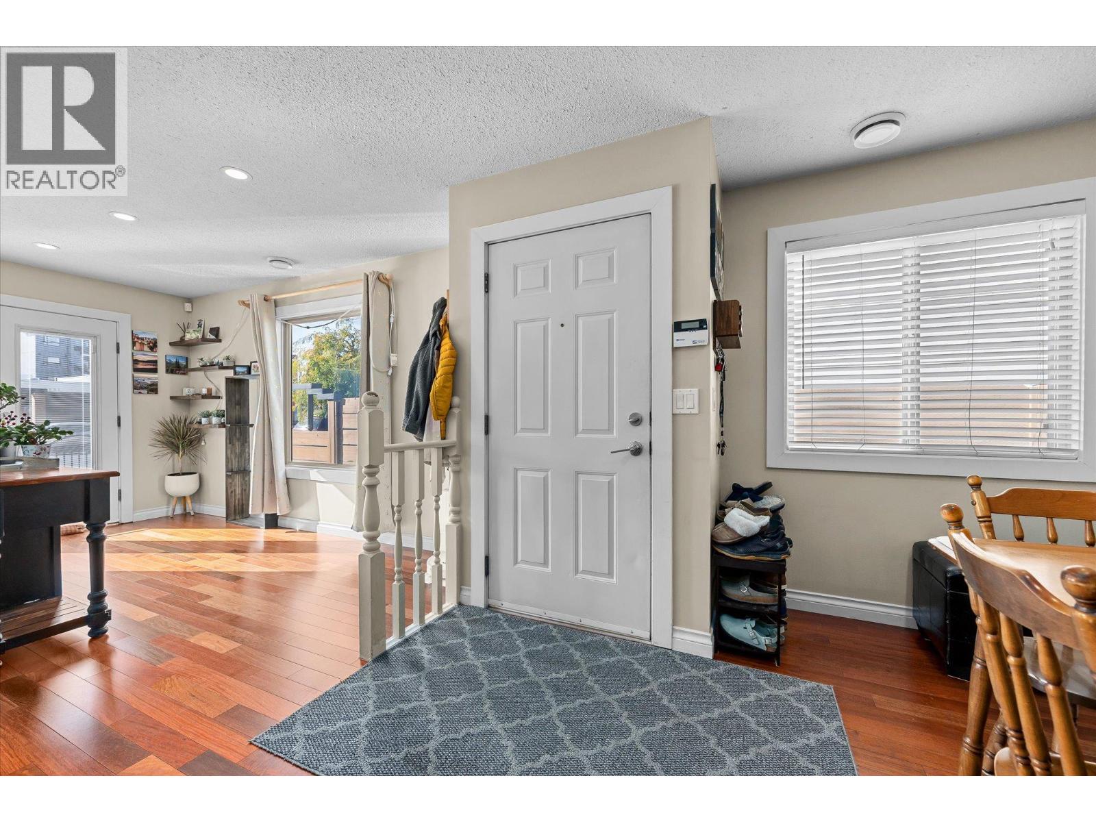  1088 Coronation Avenue, Kelowna