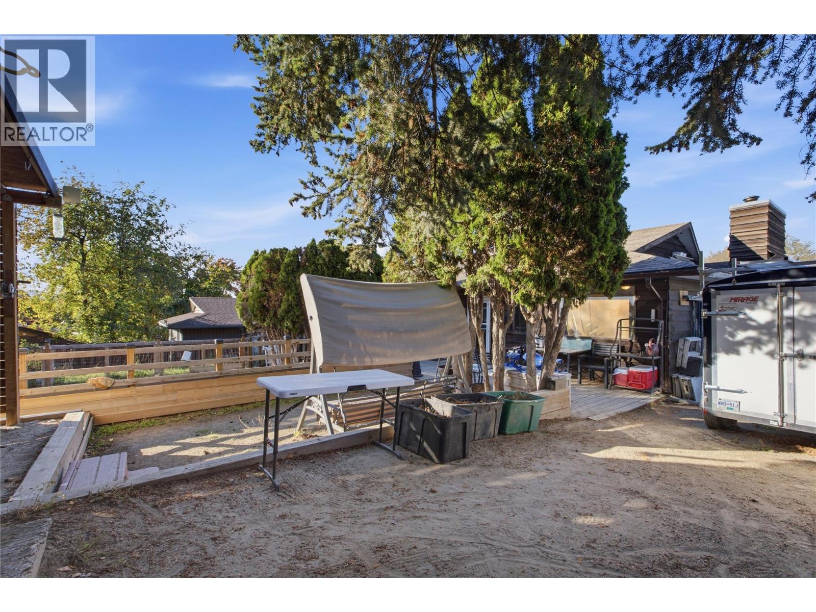 2309 Nechako Drive - 45