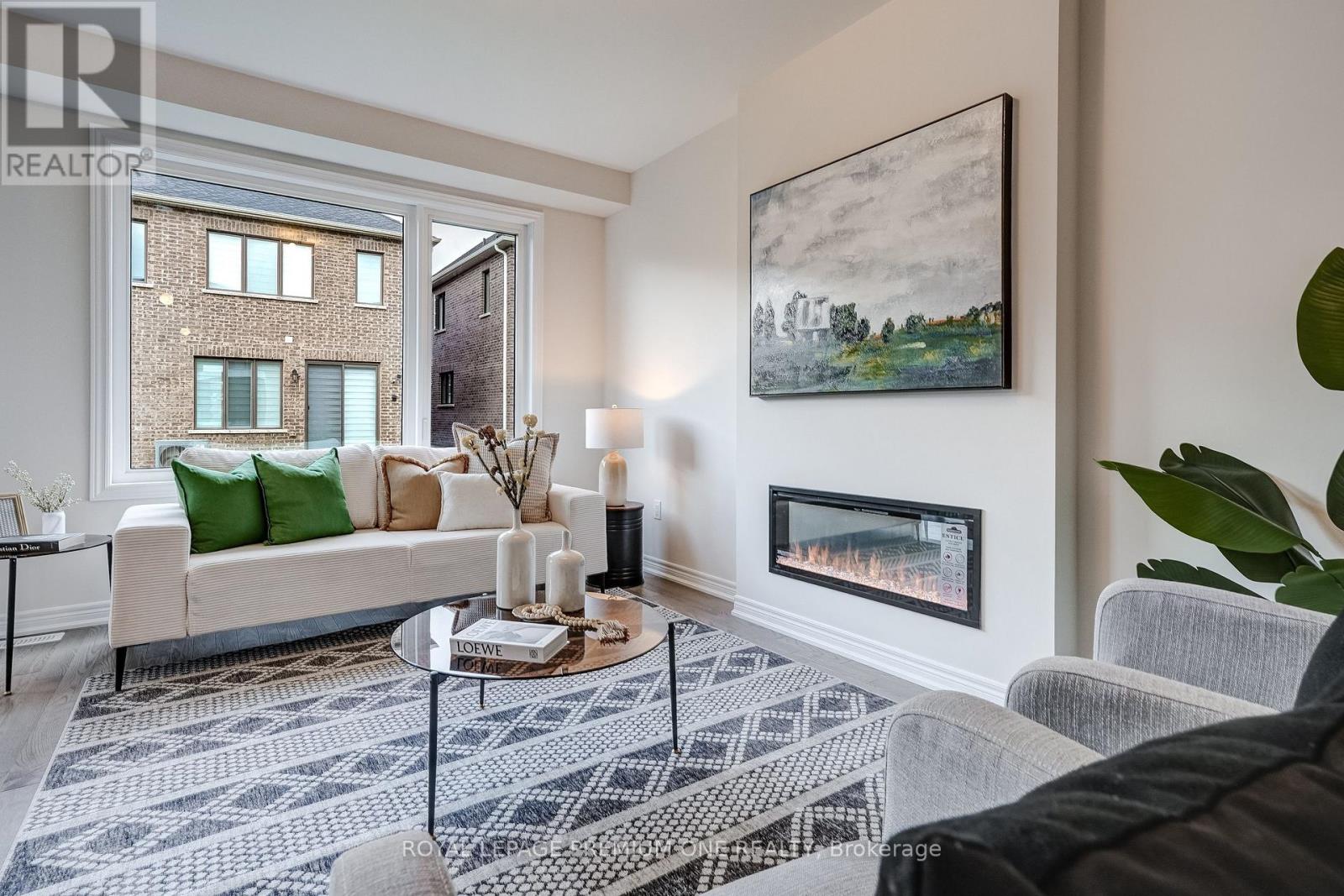 853 HICKORY CRESCENT - 21