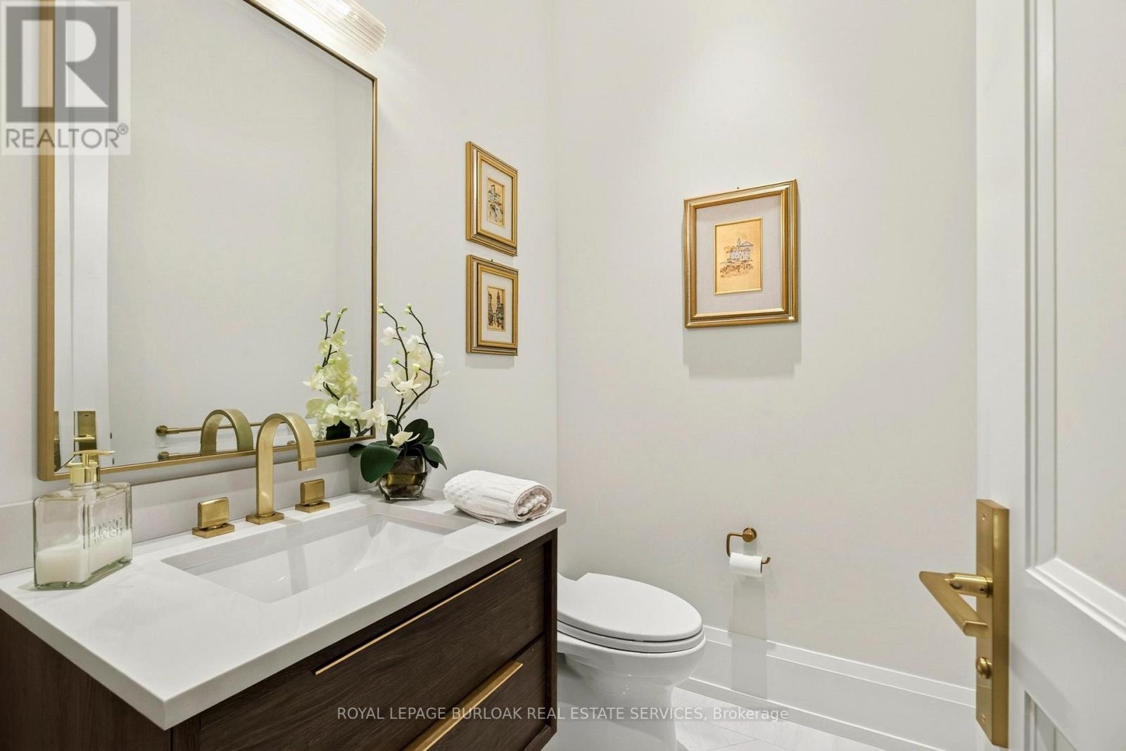 368 Fourth Line, Oakville, ON photo 19