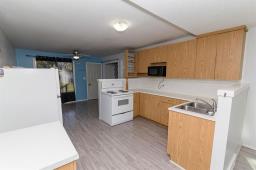 74 6th Street Nw, Carman, MB R0G0J0 Photo 7