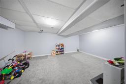 27 Manor House Court, Winnipeg, MB R2P0K4 Photo 41
