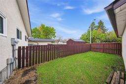 27 Manor House Court, Winnipeg, MB R2P0K4 Photo 50