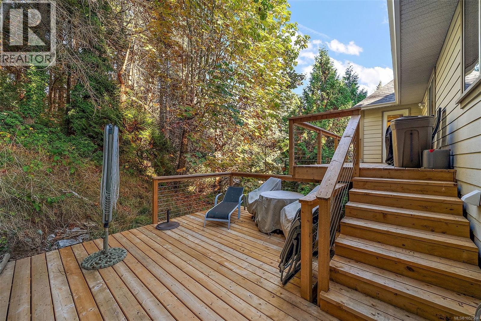1910 Swartz Bay Rd - 11
