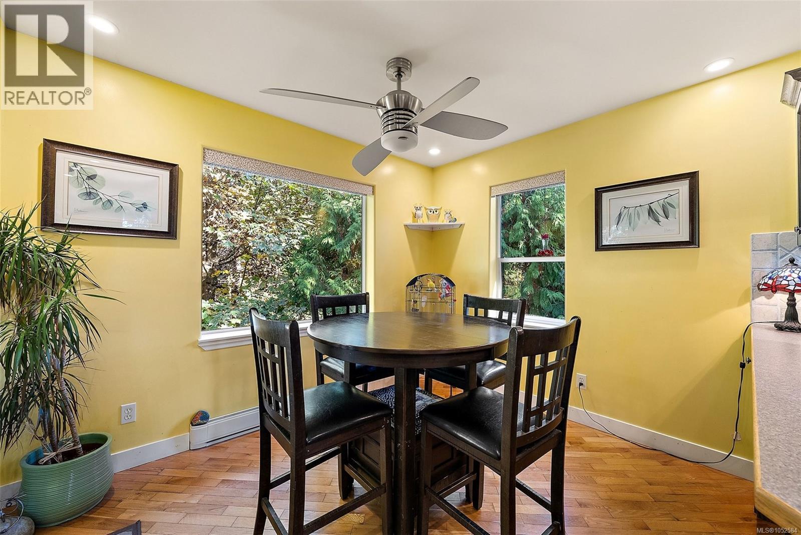1910 Swartz Bay Rd - 18