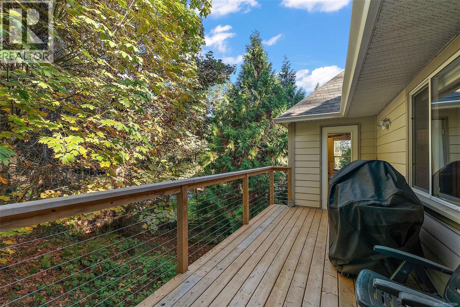 1910 Swartz Bay Rd - 10