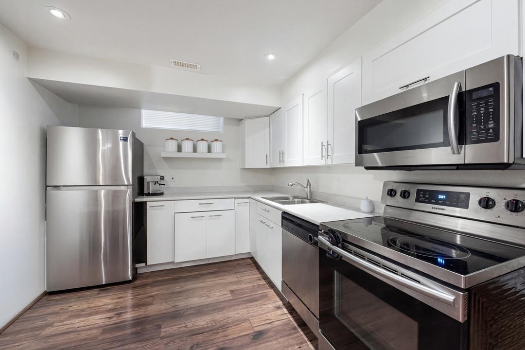 Photo of 259 172A STREET 28