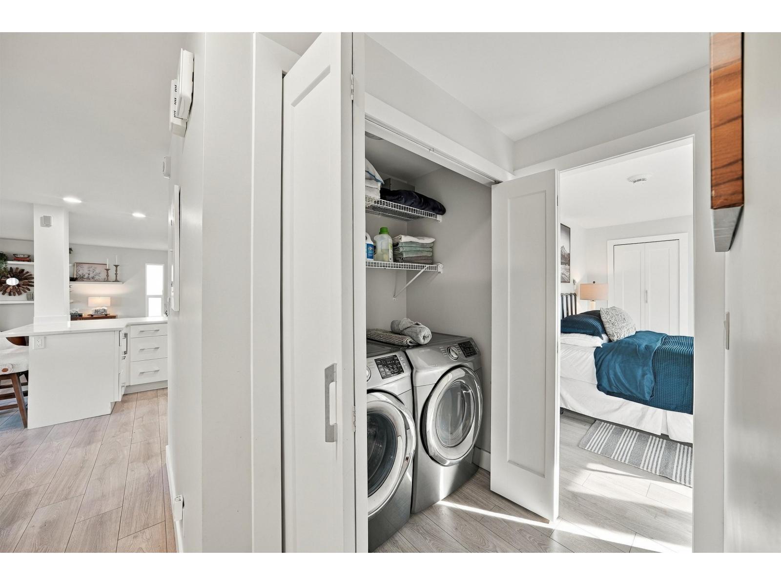 Photo of 9 15989 MARINE DRIVE 18