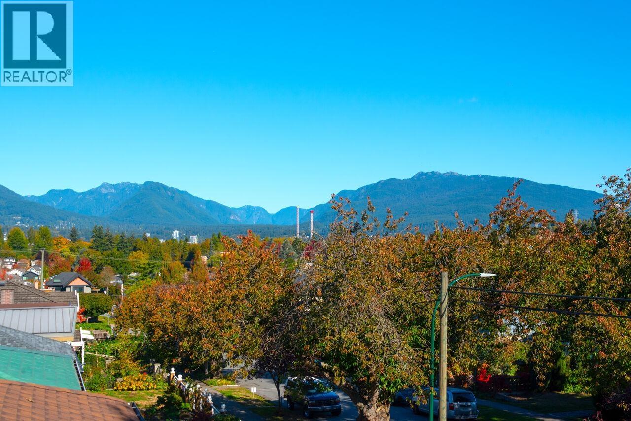 1195 NOOTKA STREET, Vancouver - Image 1