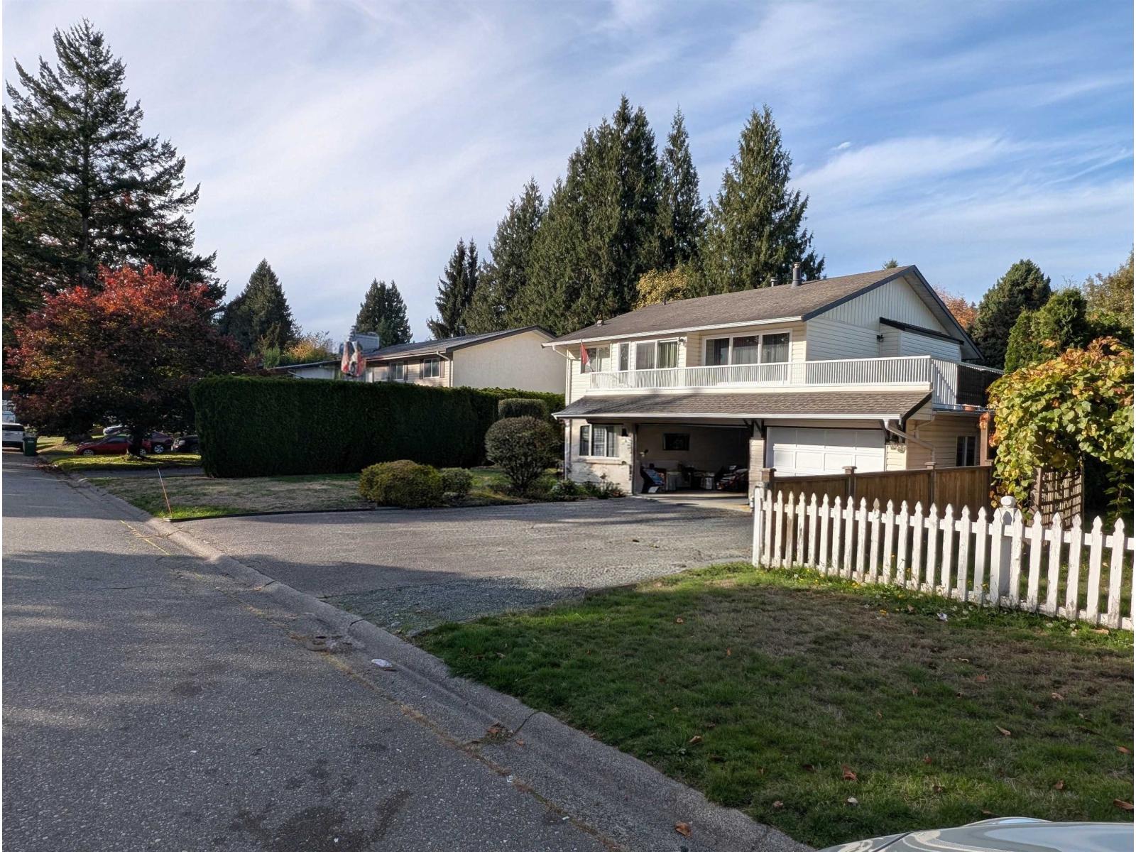 Photo of 2691 MACBETH CRESCENT 2