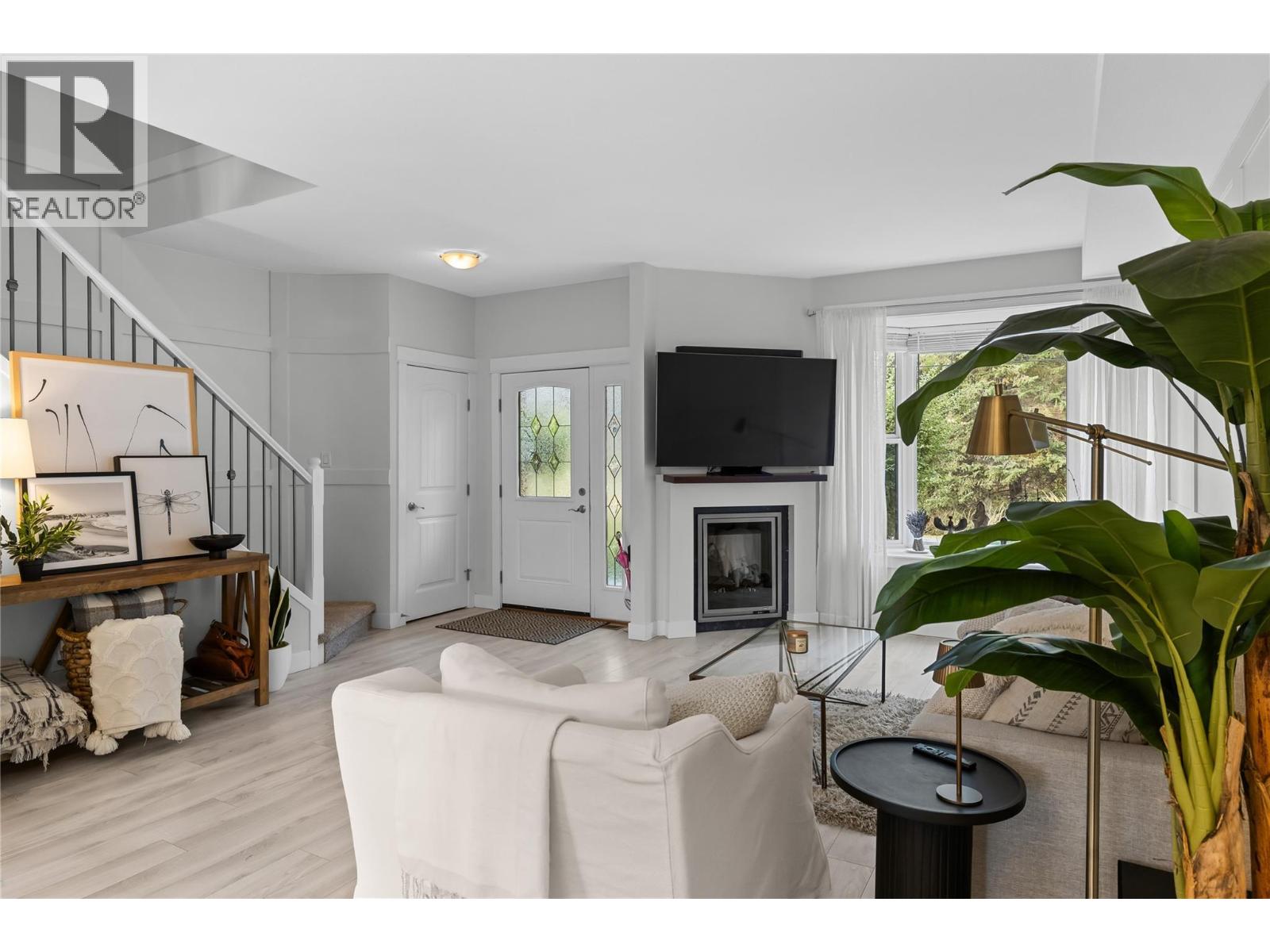 #10 3275 Broadview Road - 8