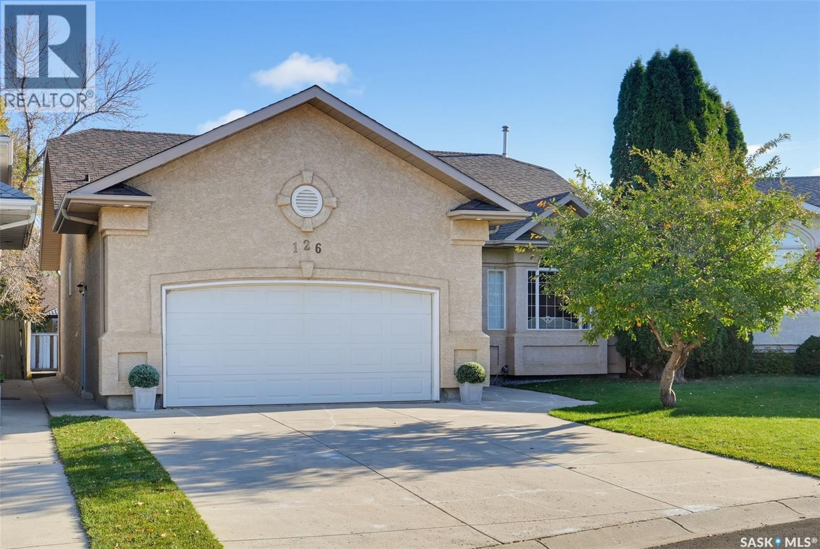 126 Woods COURT, Saskatoon — photo 4