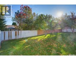 126 Woods Court, Saskatoon, SK S7N4M2 Photo 35