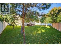 126 Woods Court, Saskatoon, SK S7N4M2 Photo 39
