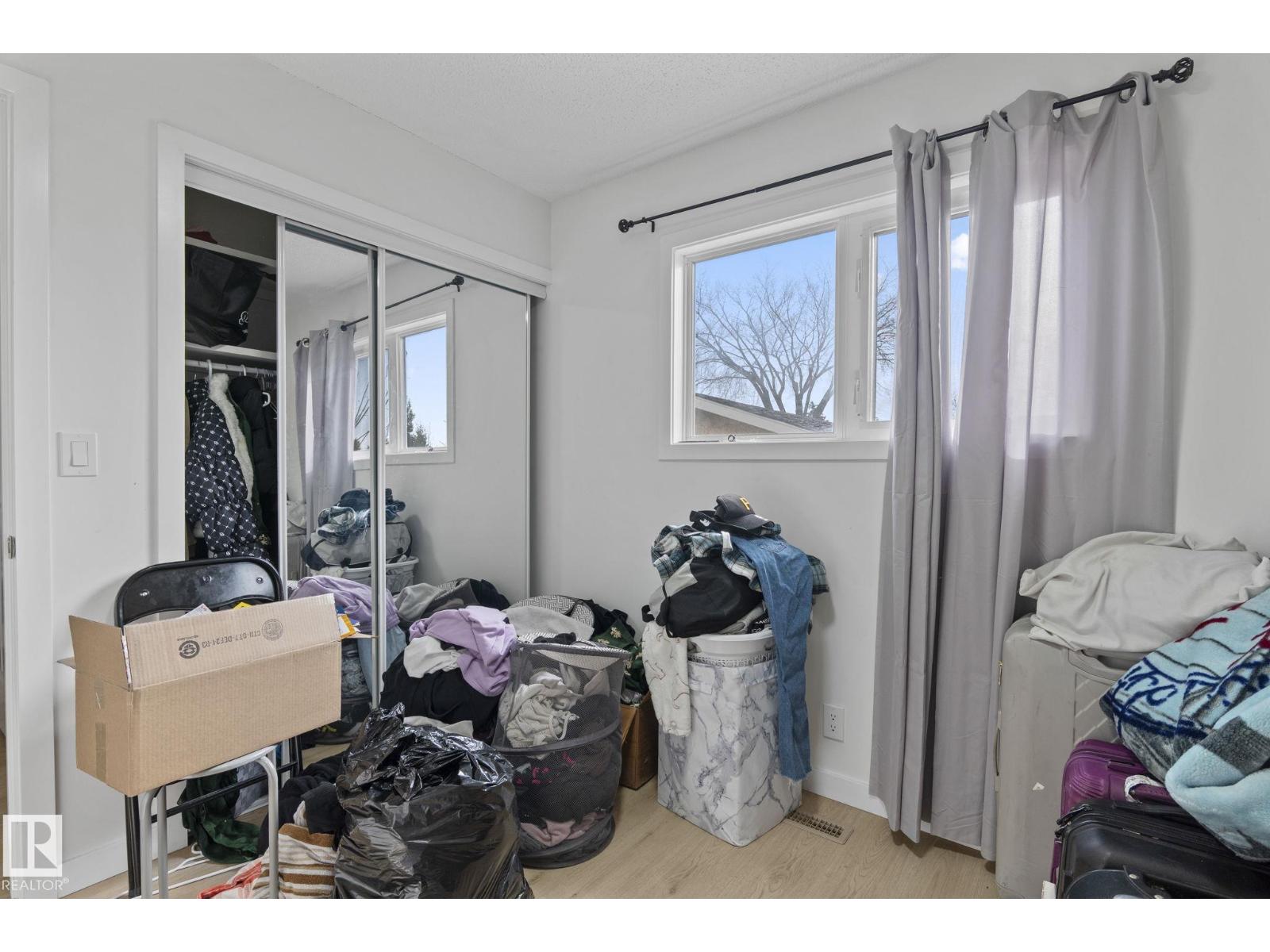 1566 LAKEWOOD RD W NW, Edmonton — photo 14