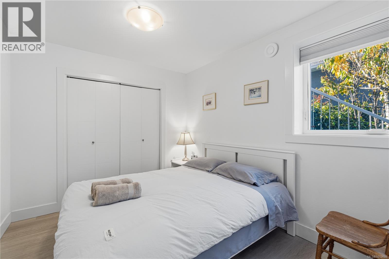 5072 Vista View Cres - 34