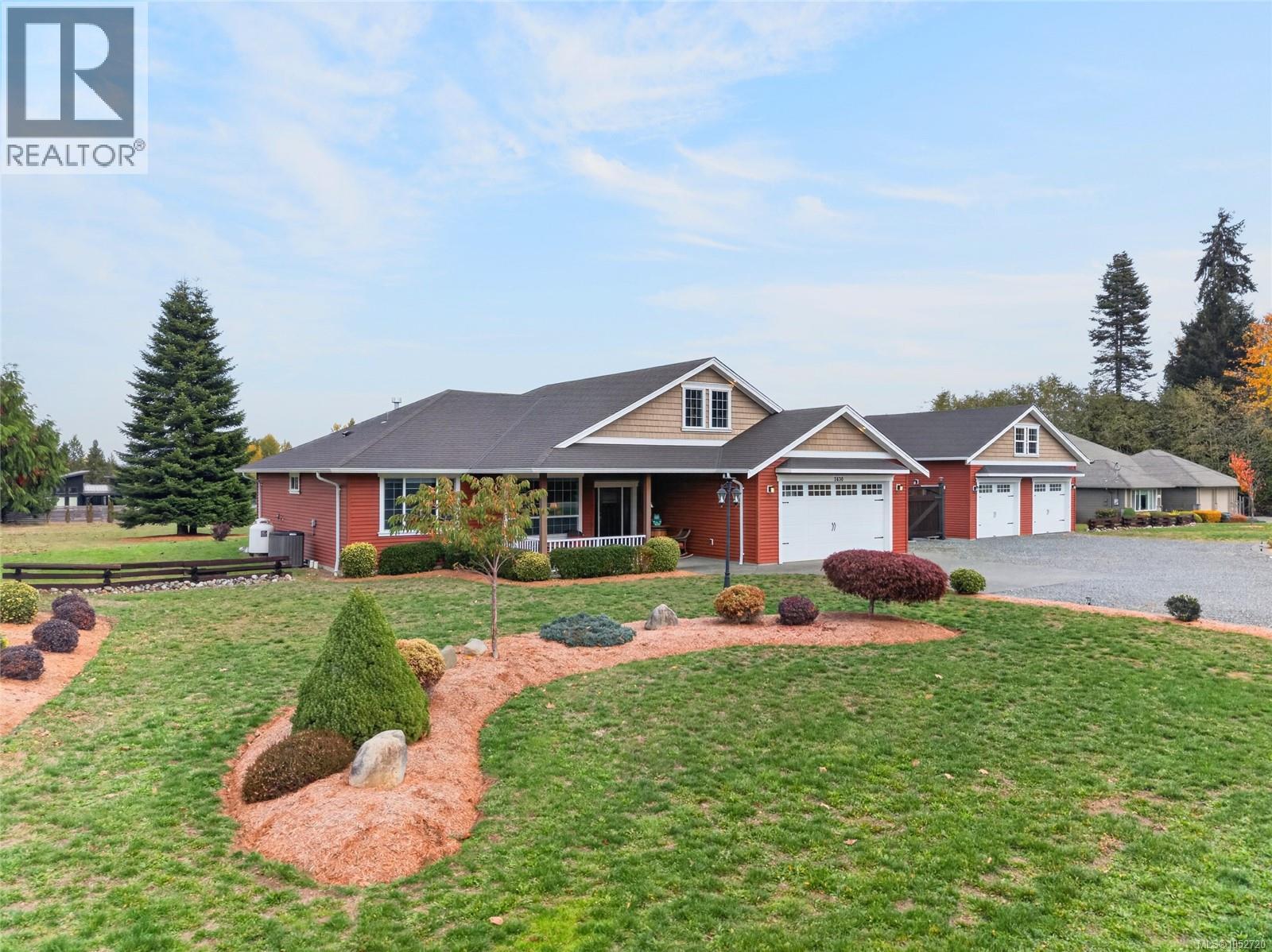 3630 Eagleview Dr - 1