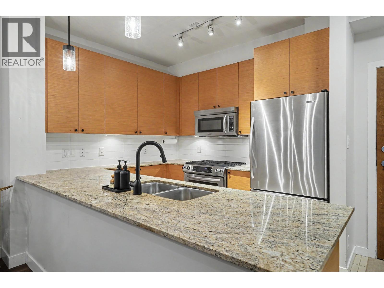 Photo of 106 101 MORRISSEY ROAD 16
