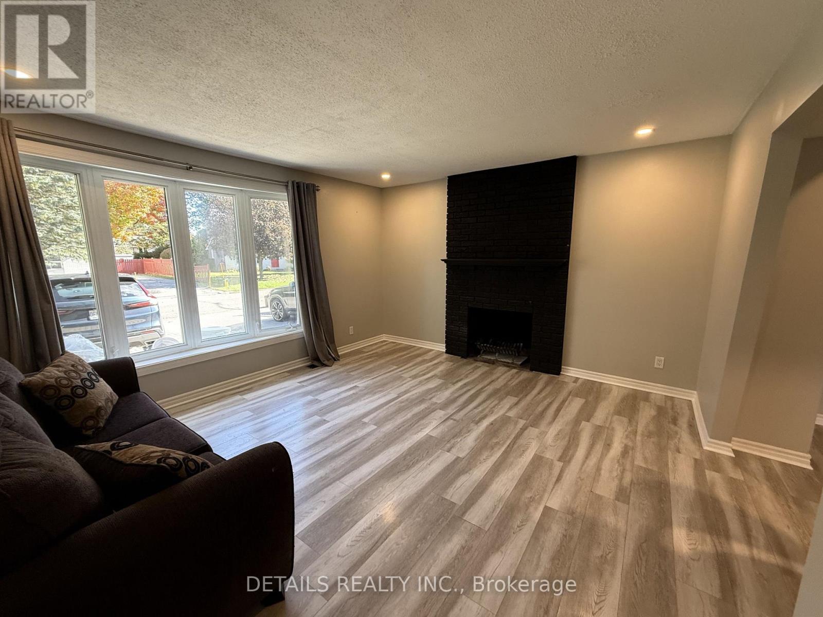 55 SAGINAW CRESCENT, Ottawa — photo 8