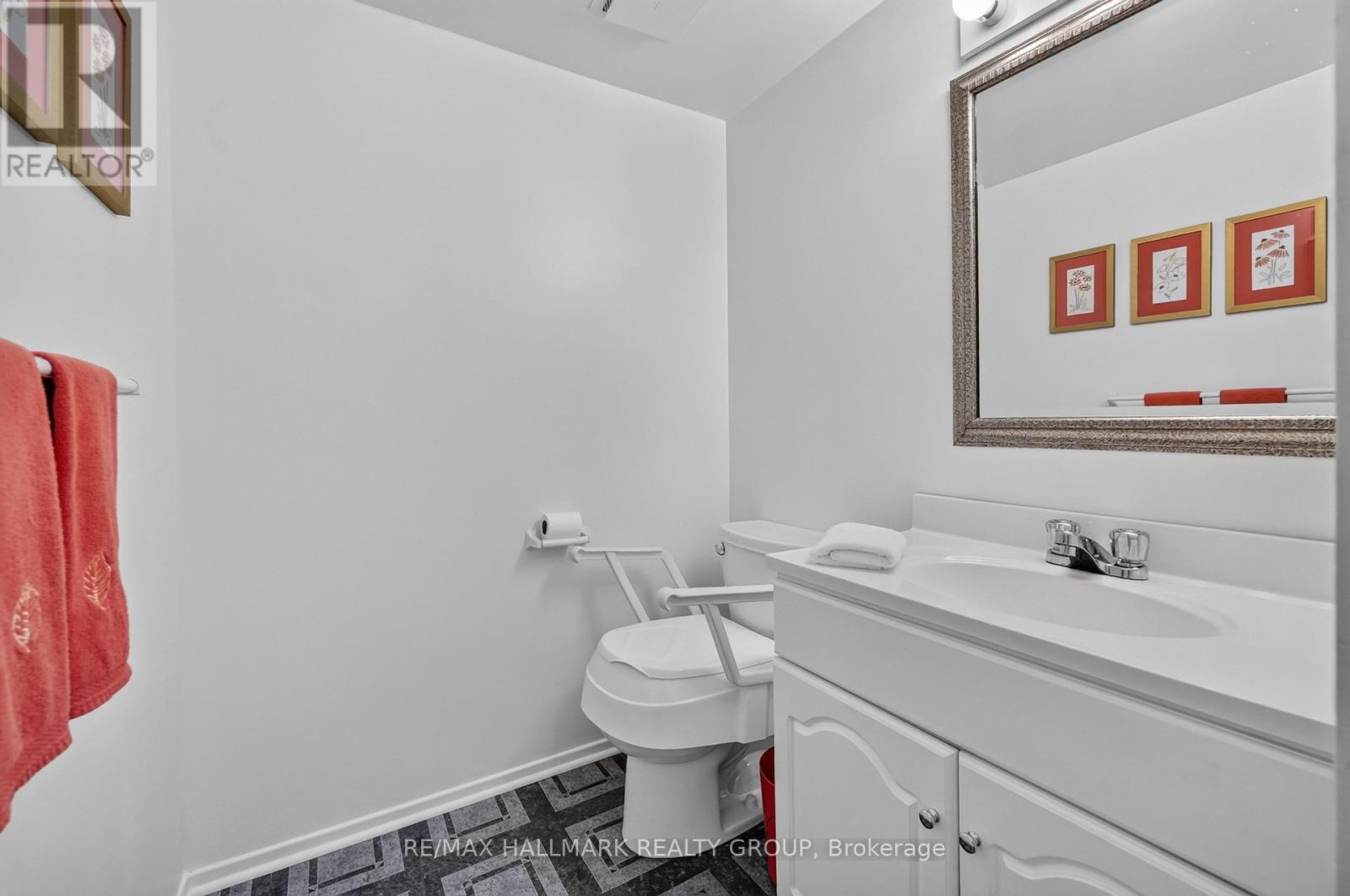 Condos for Sale in Ottawa – 25A – 778 ST. ANDRE DRIVE, Ottawa – By Peter Sagos - Image 15
