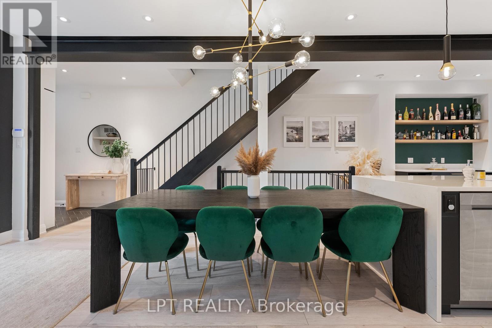 323 BOOTH STREET, Ottawa — photo 11