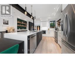 323 Booth Street, Ottawa, ON K1R7K1 Photo 13