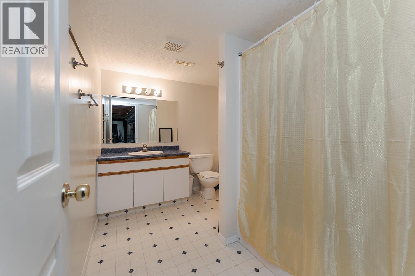 #110 6807 WESTGATE AVENUE - 30