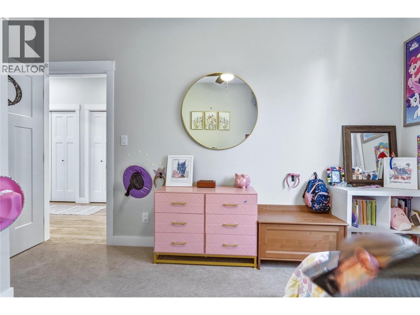 2810 25 Street NE - 24