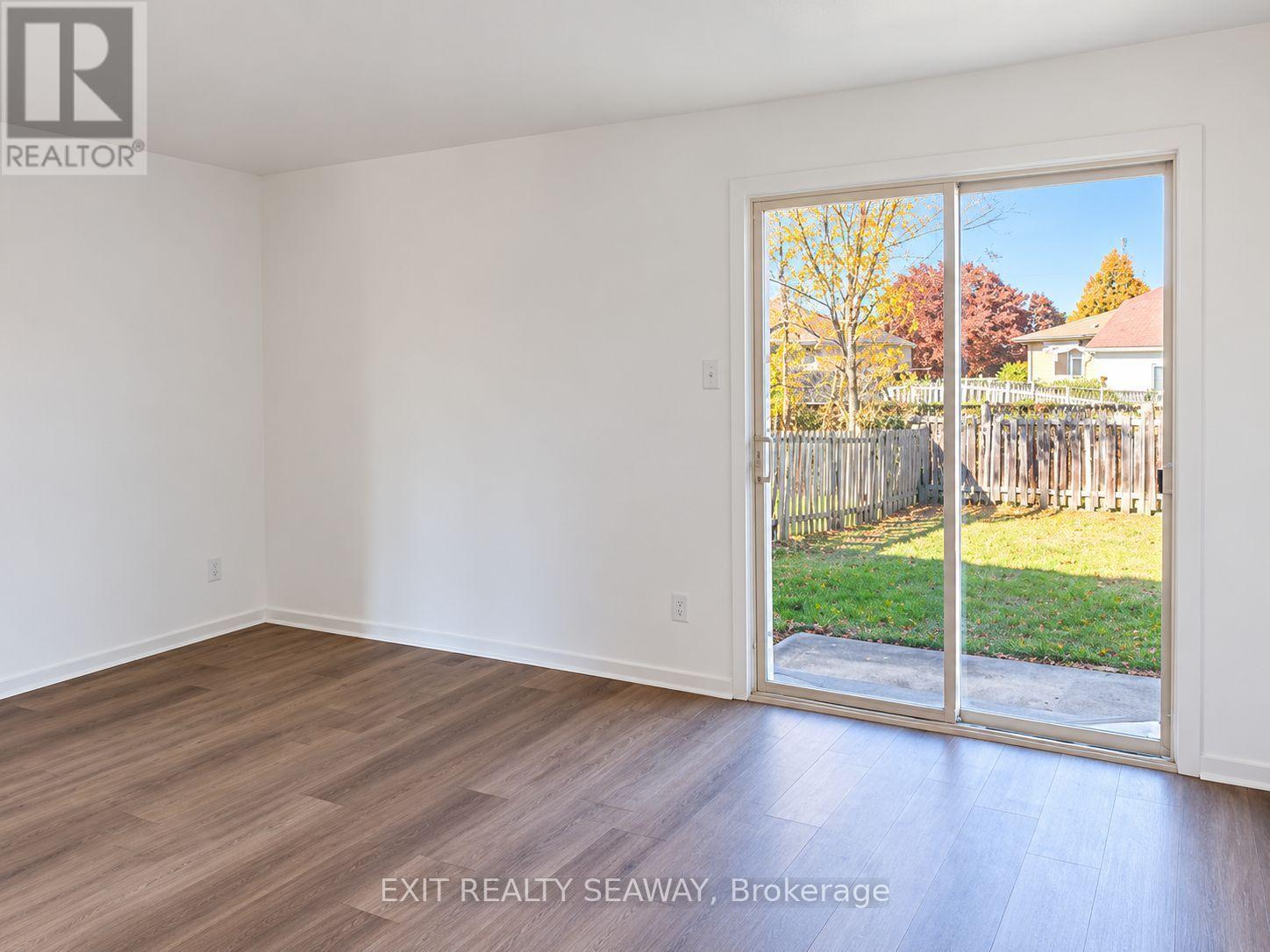 219 LEMAY STREET, Cornwall — photo 12