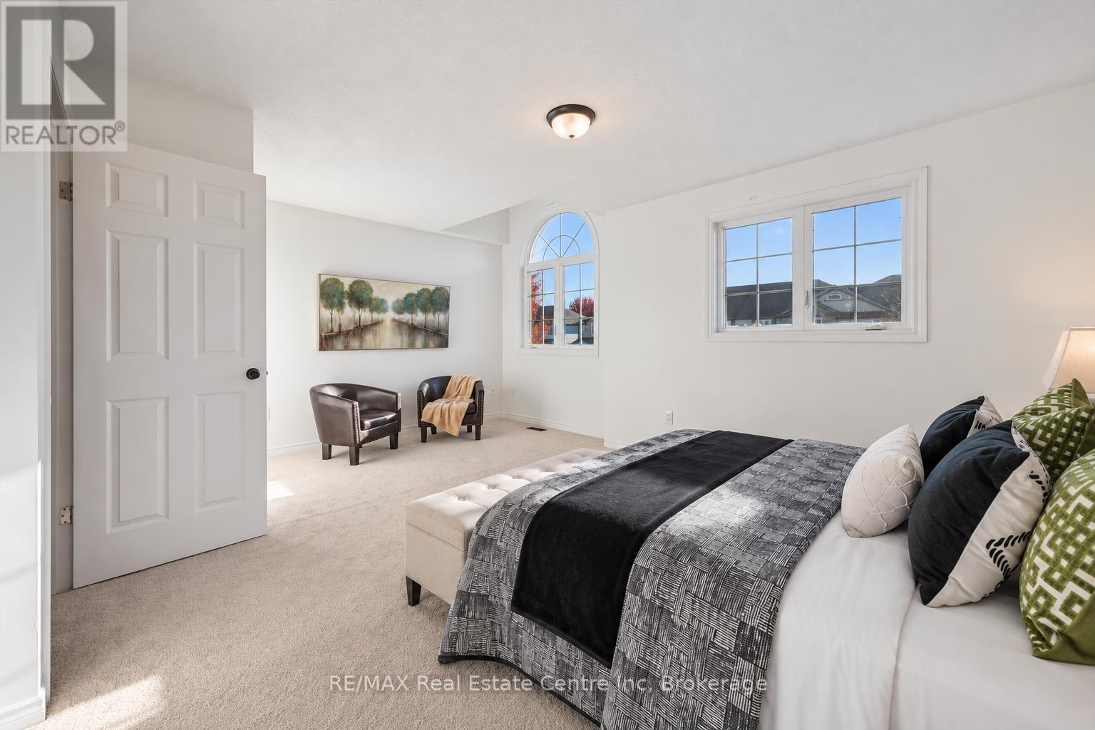6 REVELL DRIVE, Guelph (Clairfields/Hanlon Business Park) — photo 10