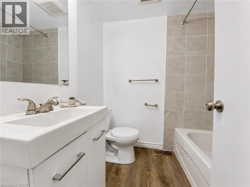 3 Bed, 1 Bath Apartment for Rent in London – 962 EAGLE Crescent Unit# 1, London – MLS# 40872900 - Image 10