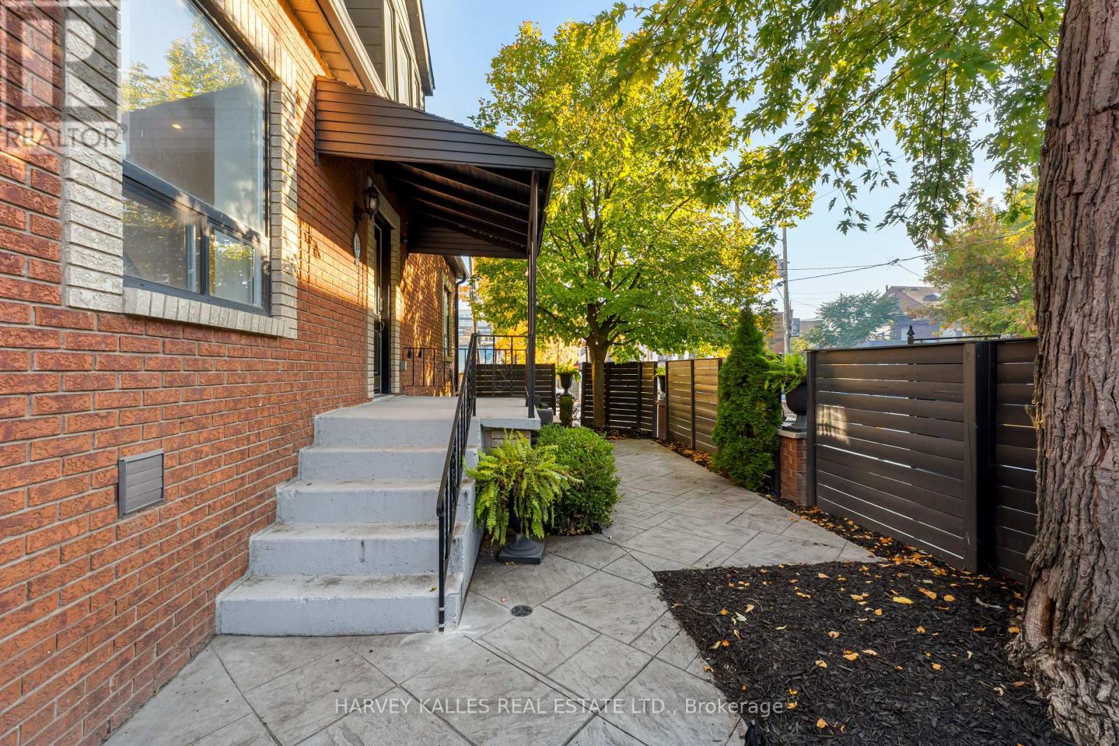 15 MARKHAM STREET, Toronto (Trinity-Bellwoods) — photo 4