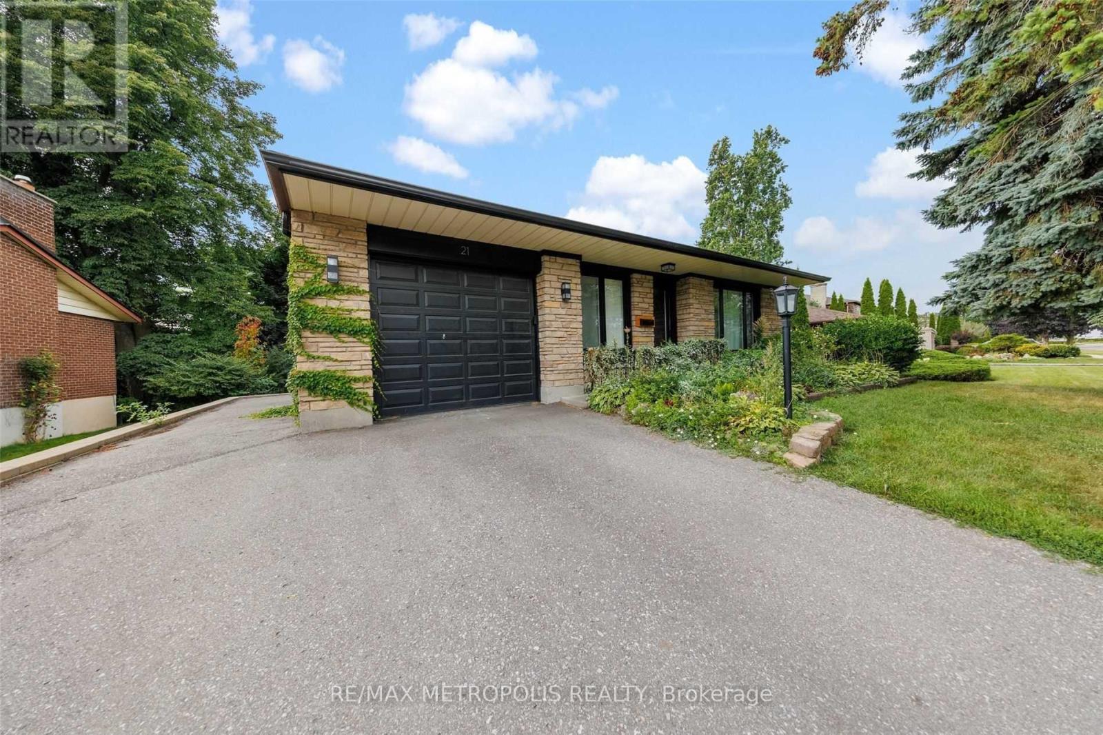 MAIN - 21 HILLS ROAD, Ajax (South East) — photo 2
